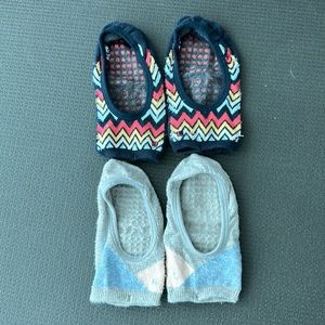 2 pair Tucketts Pilates ballerina grip socks